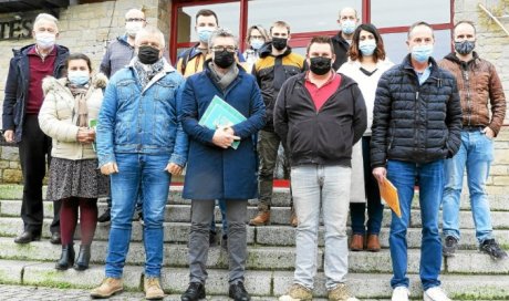 Réunion de chantier avec Julien 